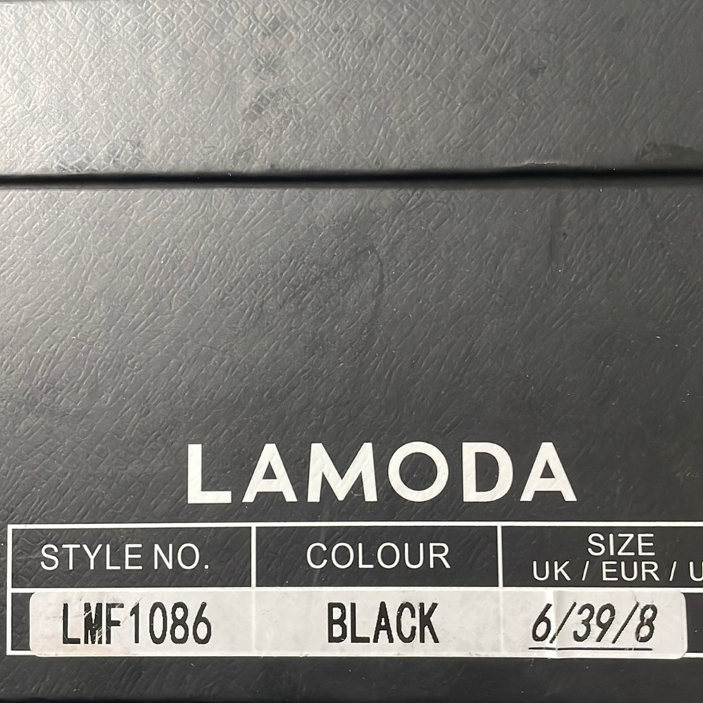New Lamoda boots never worn